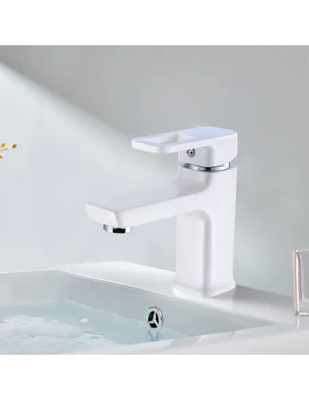 Смеситель для умывальника Lidz Wawel 001 LDWAW001WHI45397 White