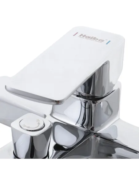 Смеситель для ванны Haiba Kubus 009 HB0798 с душевым набором