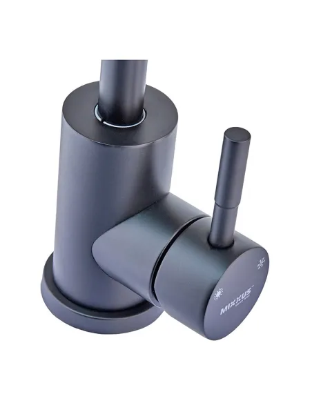 Смеситель для кухни Mixxus SOK 011 Black Reflector с гибким изливом