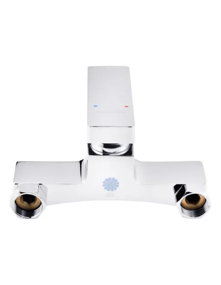 Смеситель для ванны Kroner KRP Harz — C060, с душевым набором Смеситель для ванны Kroner KRP Harz — C060, с душевым набором