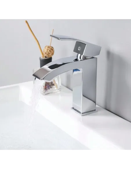 Змішувач для умивальника Q-Tap Swan Cascada QTSWA270CRM45564 Chrome, одноважільний