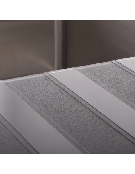 Мойка для кухни прямоугольная Mixxus MX (304) 7851-HM-Glass 780x510x200/1.2 мм из нержавеющей стали