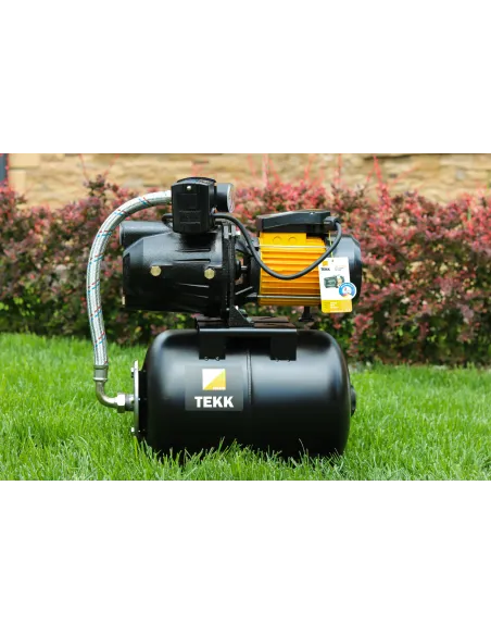 Насосная станция Tekk Haus BS 1100L 24L black L 1,1 кВт, бак 24 литра