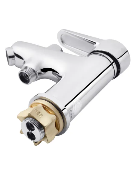 Смеситель для умывальника Kroner KRM Elbe - C015 однорычажный, с гигиеническим душем Смеситель для умывальника Kroner KRM Elbe - C015 однорычажный, с гигиеническим душем