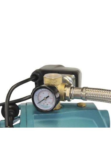 Насосна станція Leo 775386/50 0,9 кВт, напір 48 м, бак 50 літрів