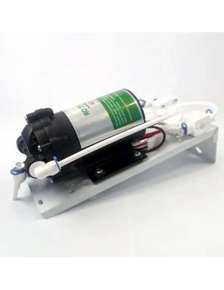 Насос для повышения давления Raifil RO-500-220 (75G) на кронштейне, датчик давления