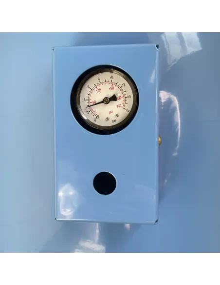 Гідроакумулятор для води вертикальний Volks Pumpe 200 літрів, вбудований манометр - 5